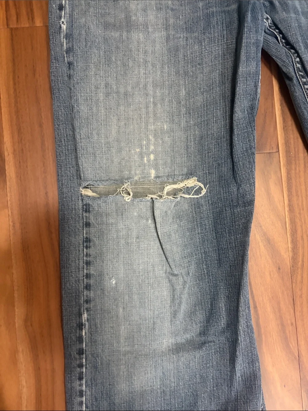 Men's Distressed Blue Loose Straight-Leg Jeans 569 36x36